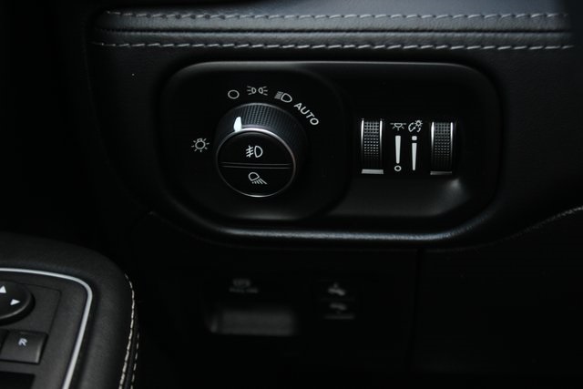 2022 Ram 1500 Limited photo 16
