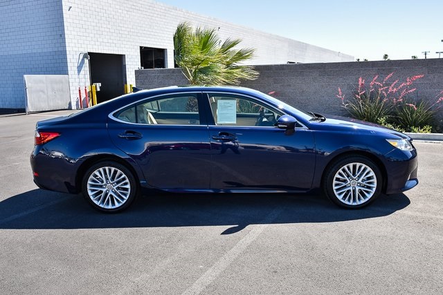 2014 Lexus ES 350 photo 4
