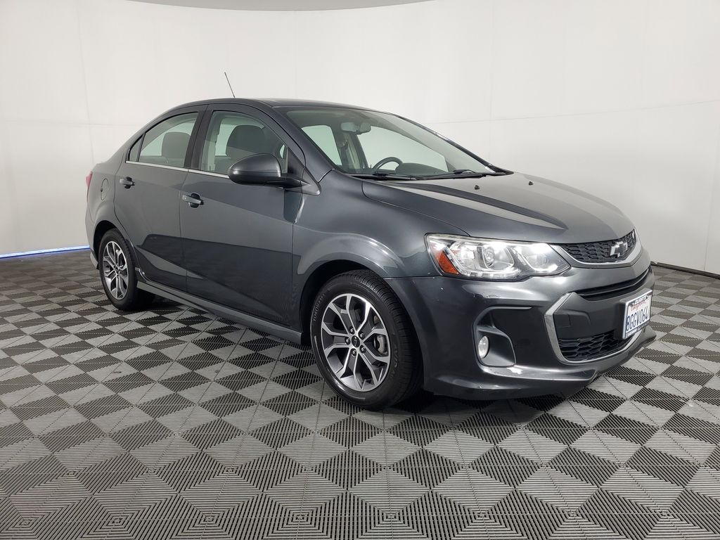 2018 Chevrolet Sonic LT photo 2