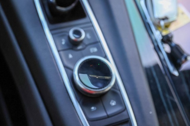 Used 2021 White Cadillac Sport image 31