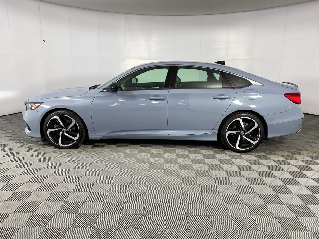2022 Honda Accord Sport 2.0T photo 5