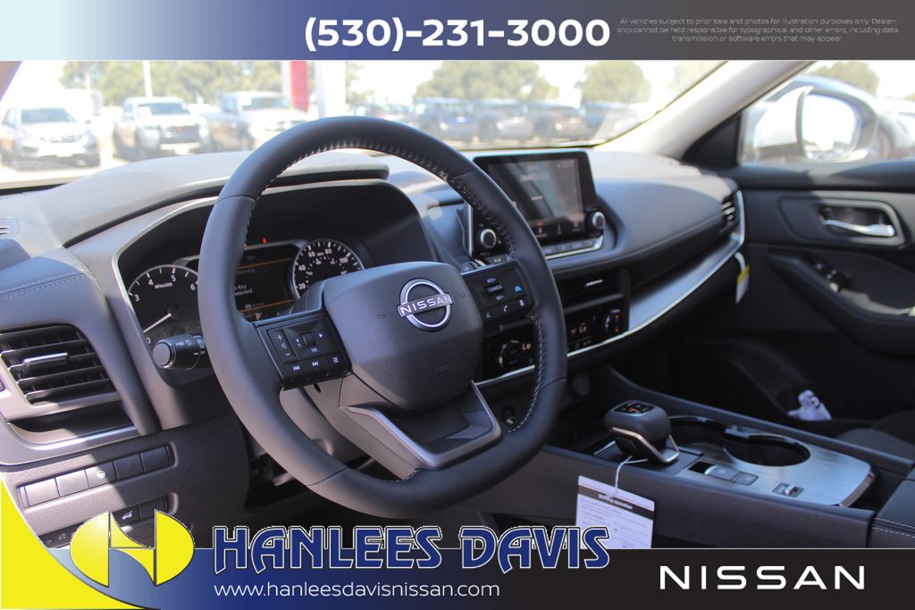 2026 Nissan Rogue SV photo 11