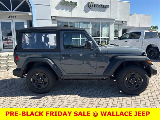 2025 Jeep Wrangler Sport photo 4