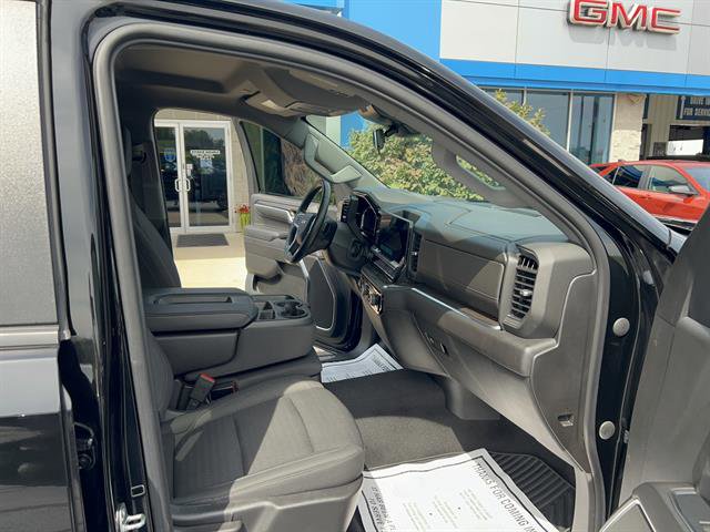 2023 Chevrolet Silverado 1500 LT photo 15