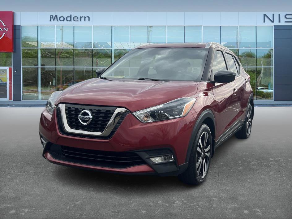 2019 Nissan Kicks SR