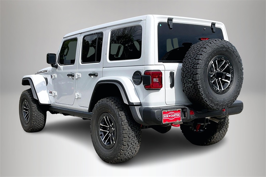 2025 Jeep Wrangler Rubicon X photo 3