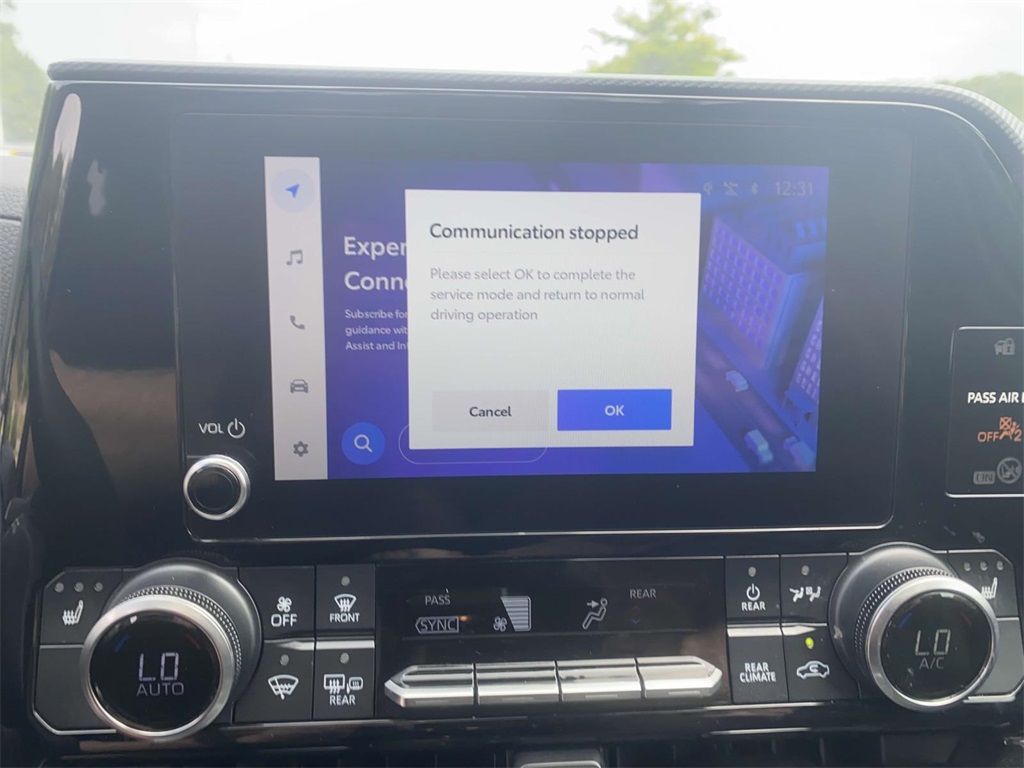 2023 Toyota Highlander XSE photo 16