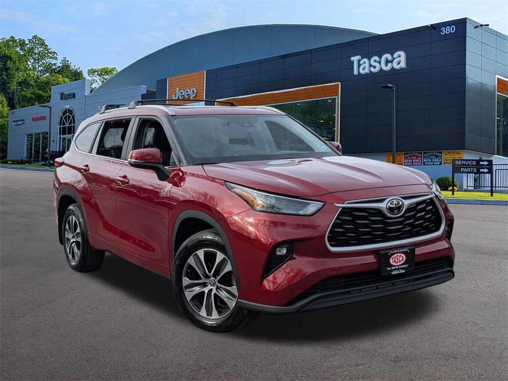 2023 Toyota Highlander XLE's photo