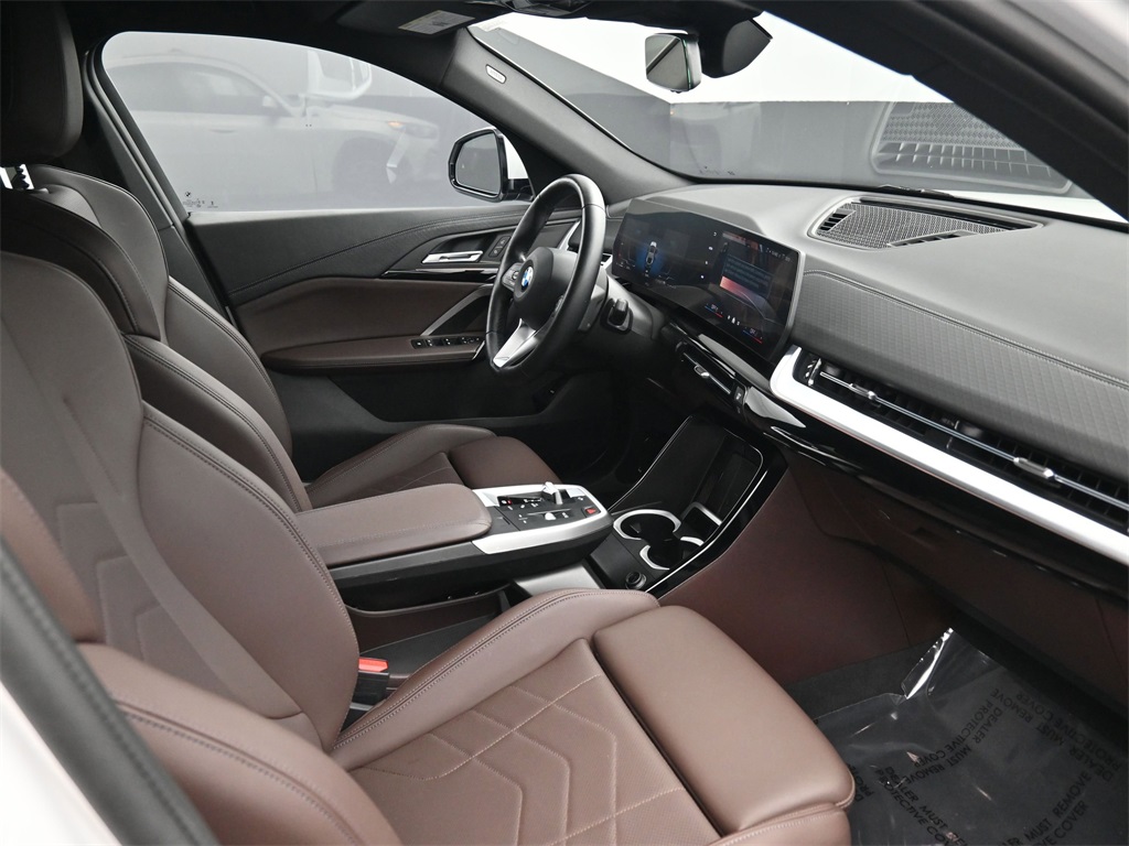 2024 Bmw X2 xDrive28i photo 2