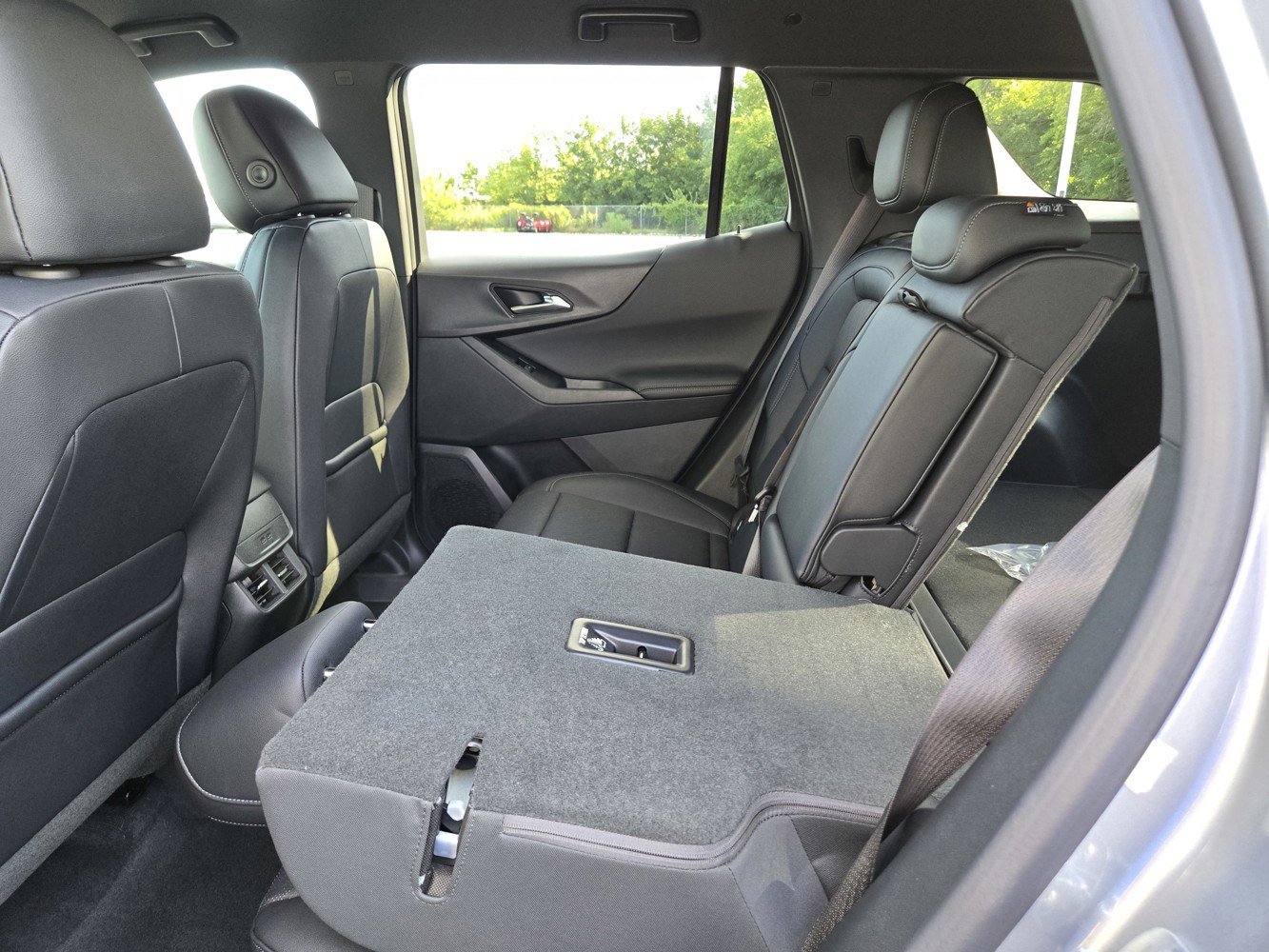 2026 Chevrolet Equinox LT photo 22