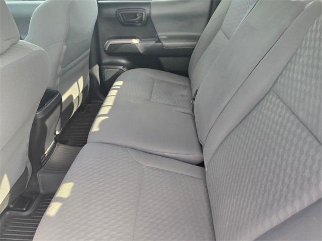 2023 Toyota Tacoma SR5 photo 9