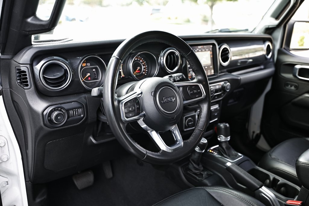2022 Jeep Wrangler Unlimited Sahara Altitude photo 19