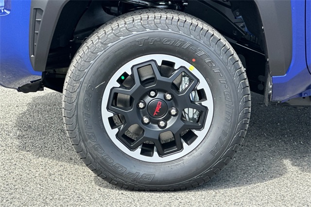 2025 Toyota Tacoma TRD Off-Road 4x4 Double Cab photo 30