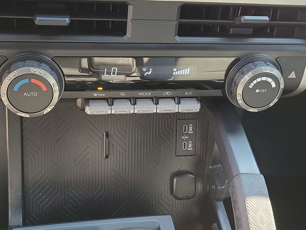 2024 Toyota Tacoma SR5 photo 30