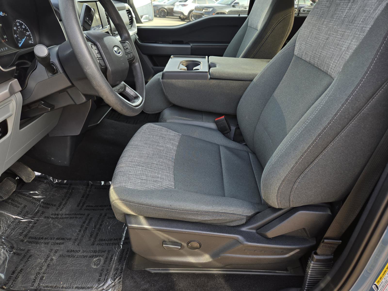 2023 Ford F-150 XLT photo 3