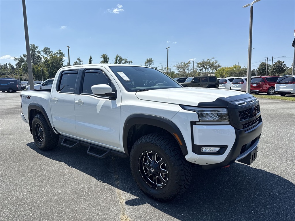 2025 Nissan Frontier