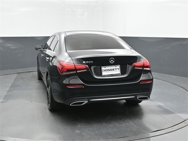 2022 Mercedes Benz A 220 photo 8
