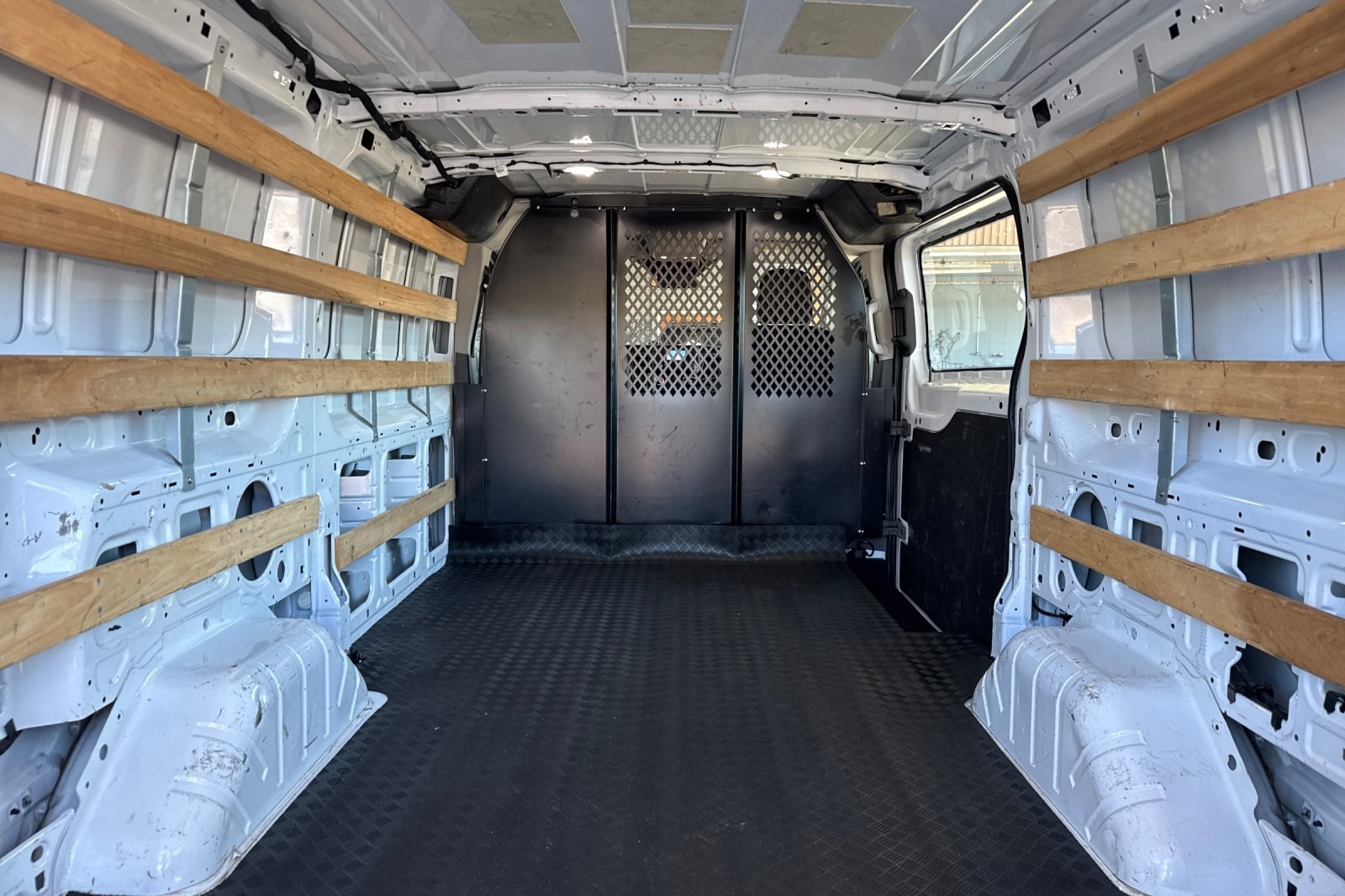 2021 Ford Transit Cargo Van photo 13