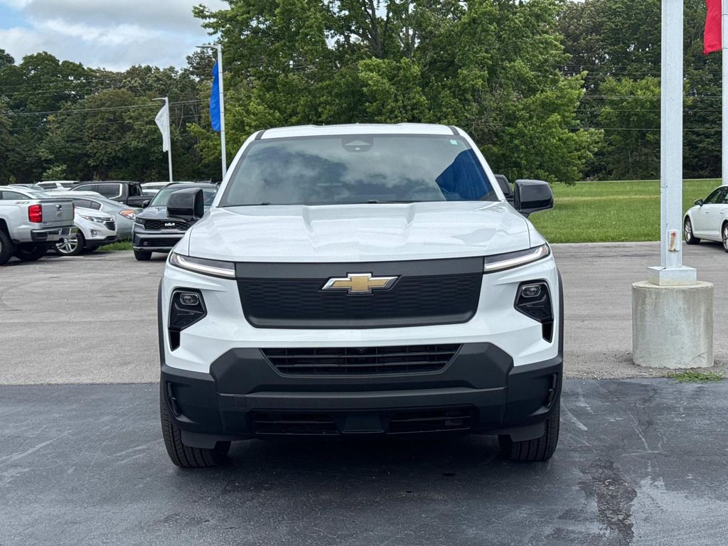 2025 Chevrolet Silverado EV Work Truck photo 2