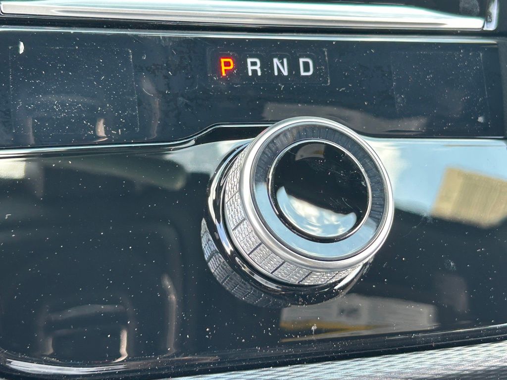 2025 Jeep Grand Cherokee Laredo X photo 12
