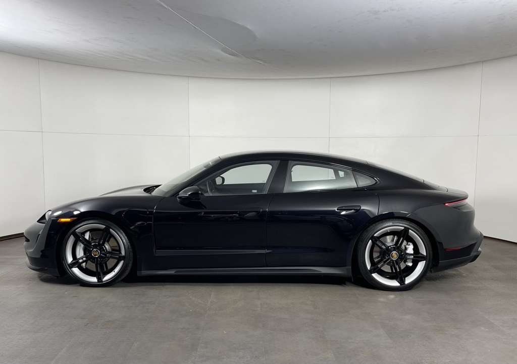 2024 Porsche Taycan Turbo photo 2