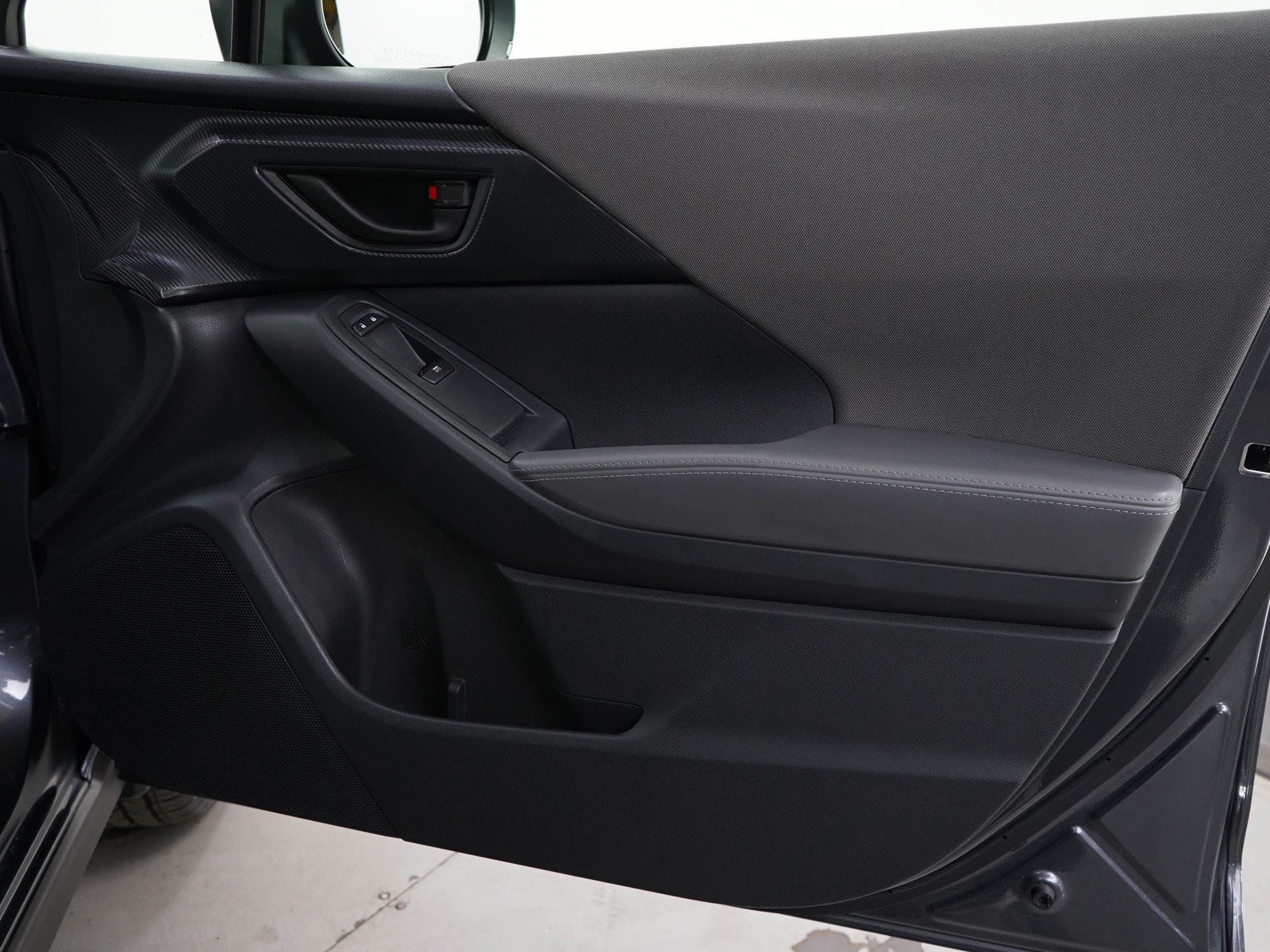 2024 Subaru Crosstrek Premium photo 9