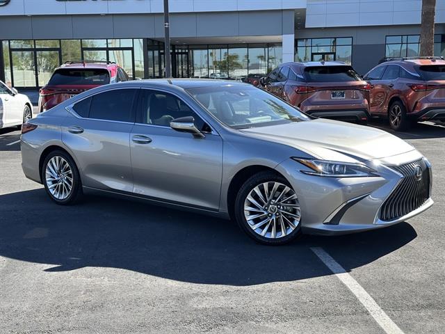 2020 Lexus ES 350 Luxury photo 6