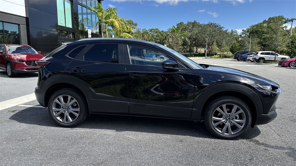 2026 Mazda CX-30 2.5 S Preferred photo 2