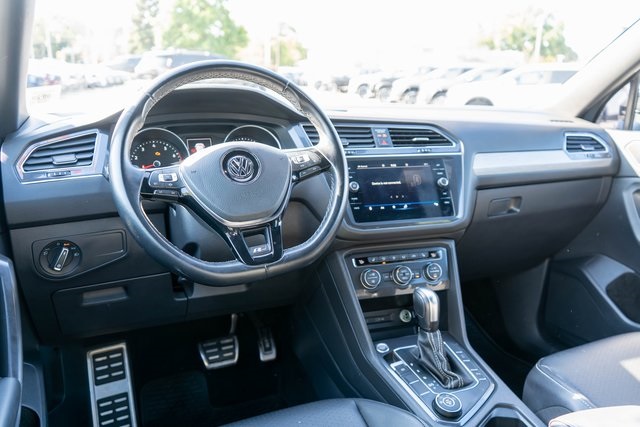 2021 Volkswagen Tiguan SE R-Line Black photo 13