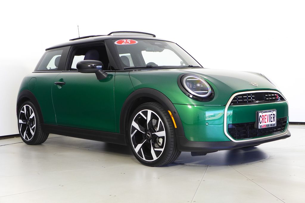 2025 Mini Cooper Hardtop S photo 4