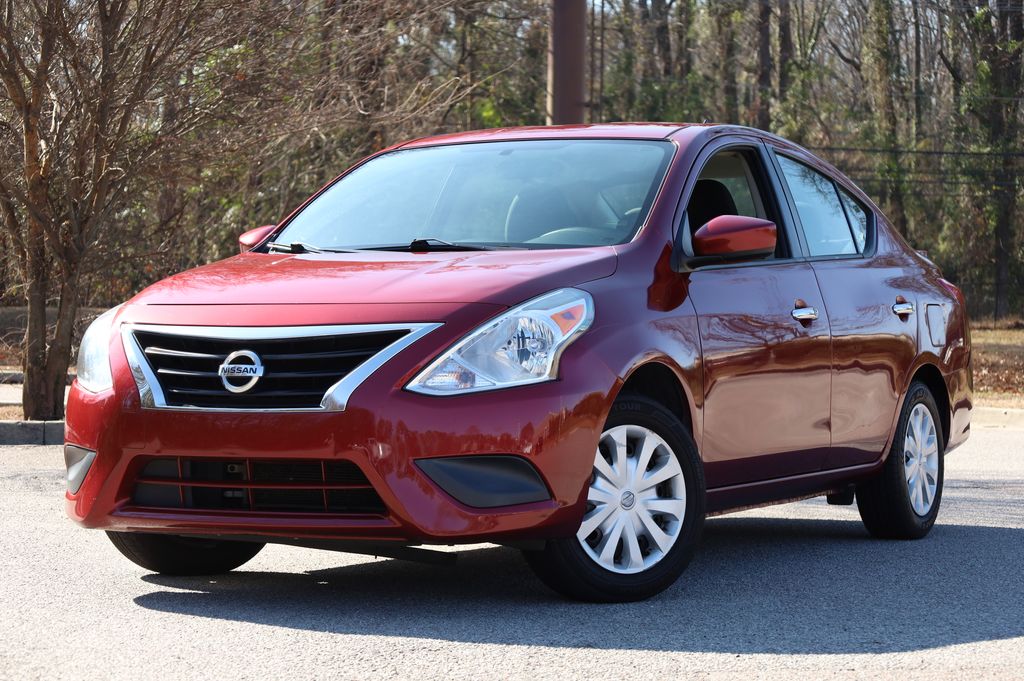 2018 Nissan Versa Sedan SV's photo