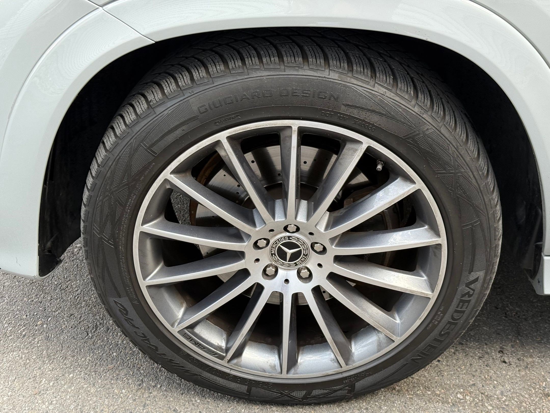 2024 Mercedes Benz GLE 450 4MATIC photo 11
