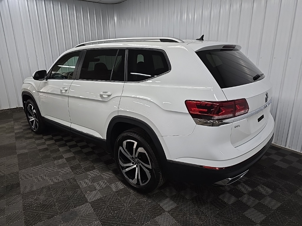 2022 Volkswagen Atlas SEL photo 9