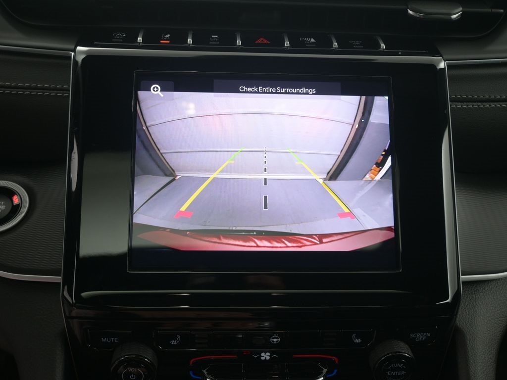 2025 Jeep Grand Cherokee Altitude X photo 3