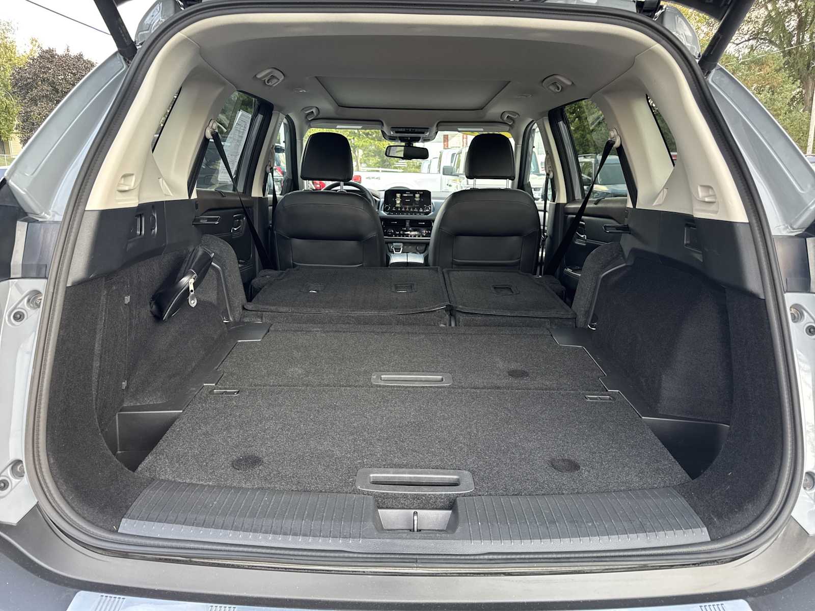 2021 Nissan Rogue SL photo 10