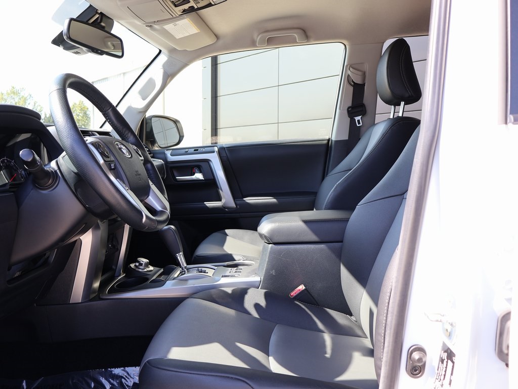 2024 Toyota 4Runner SR5 Premium photo 21