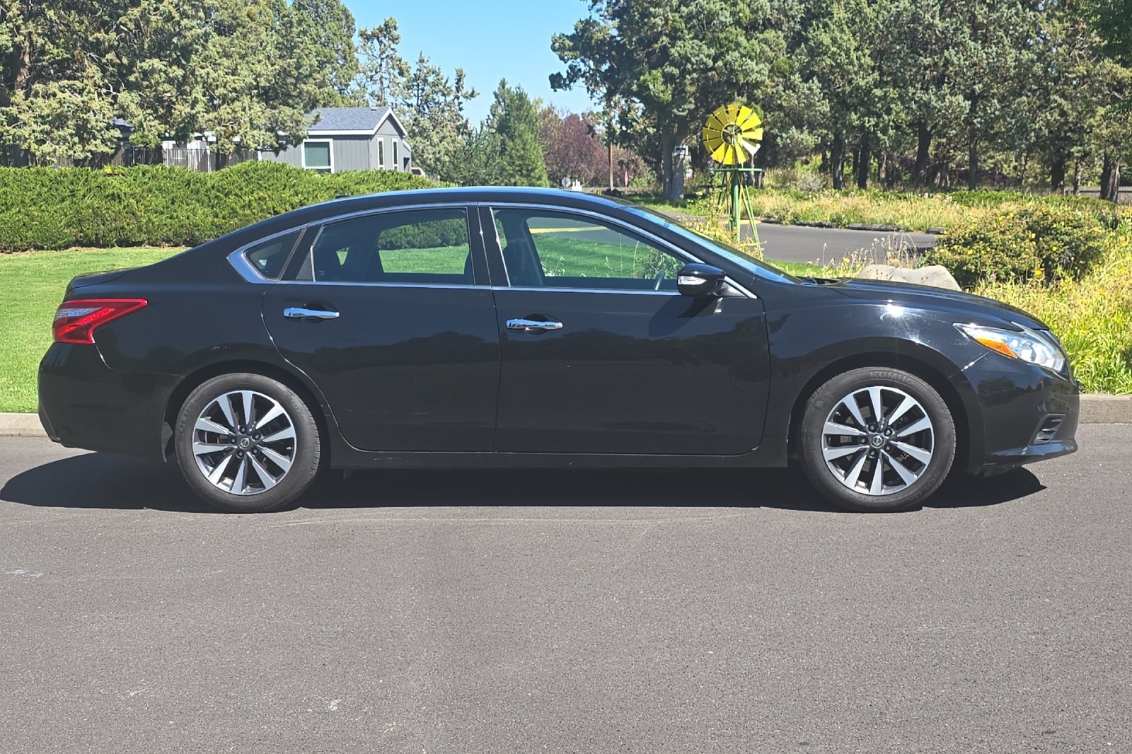2017 Nissan Altima 2.5 SL photo 3