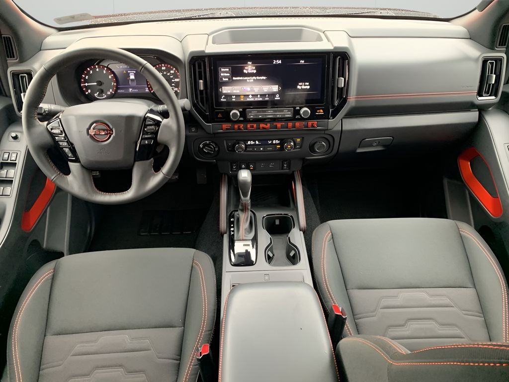 2025 Nissan Frontier PRO-4X photo 16
