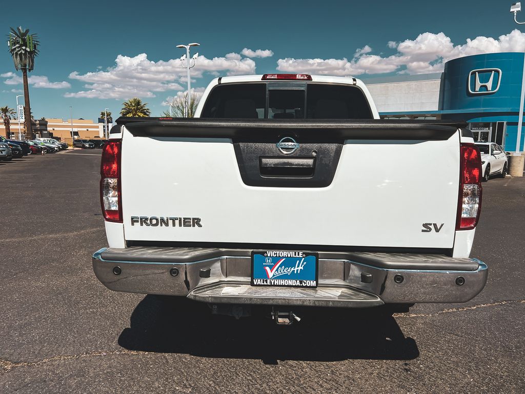 2017 Nissan Frontier SV photo 7