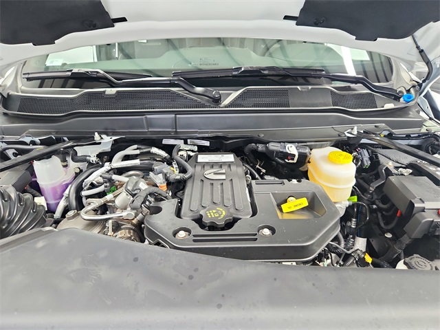 2025 Ram 3500 Laramie photo 16