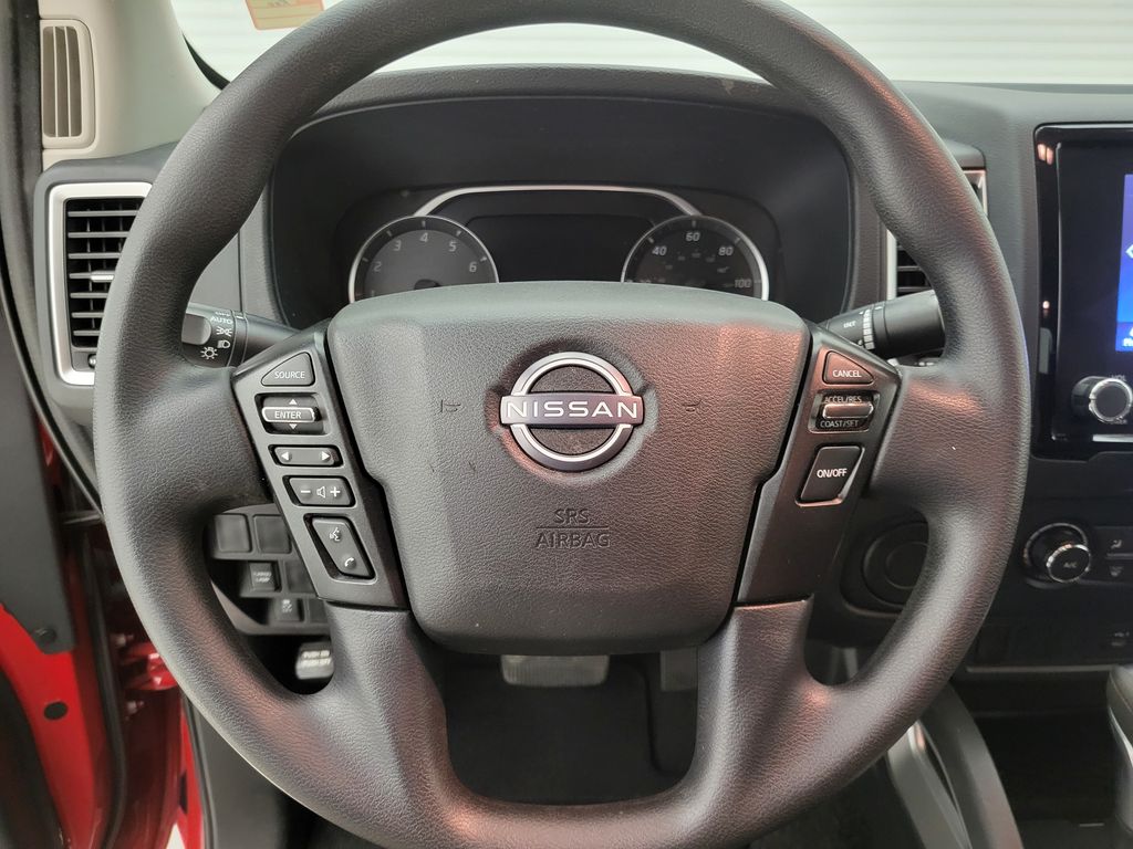 2022 Nissan Frontier SV photo 4