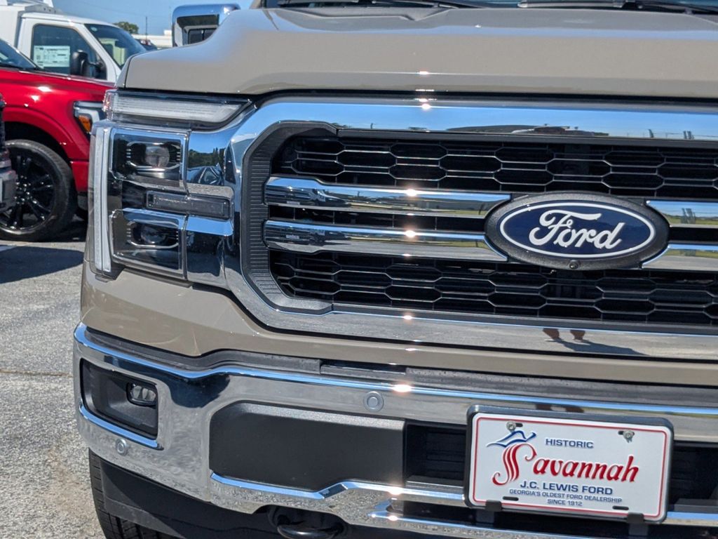 2025 Ford F-150 Lariat photo 9