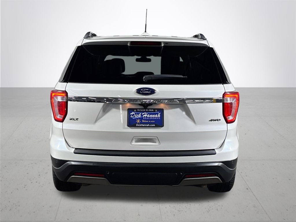 2019 Ford Explorer XLT photo 7