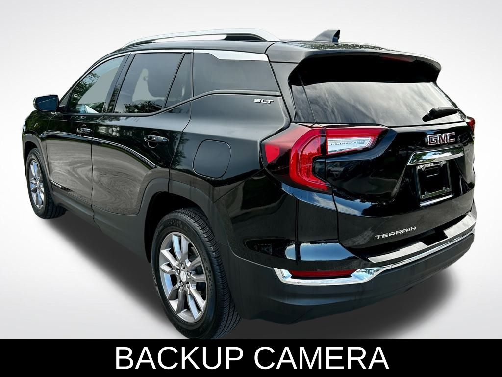 2023 Gmc Terrain SLT photo 2