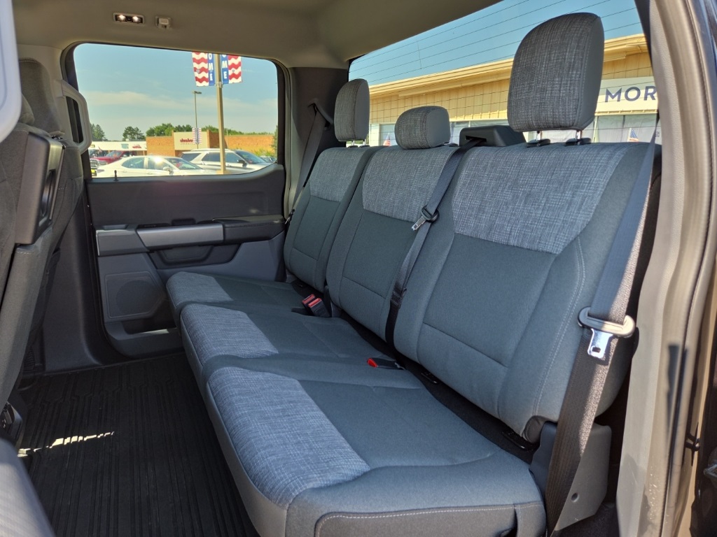 2023 Ford F-150 XLT photo 18