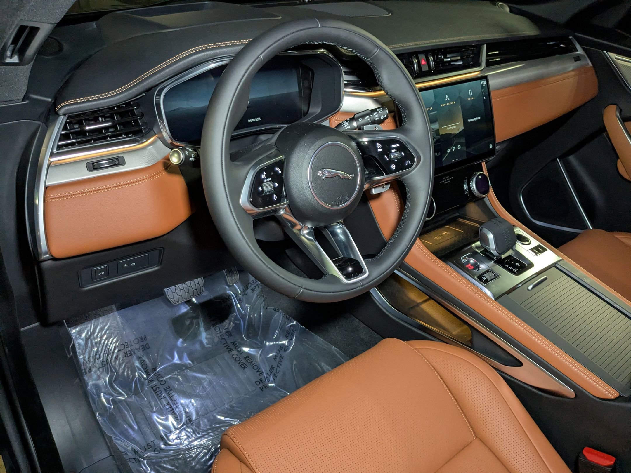 2026 Jaguar F-PACE P400 R-Dynamic S photo 3