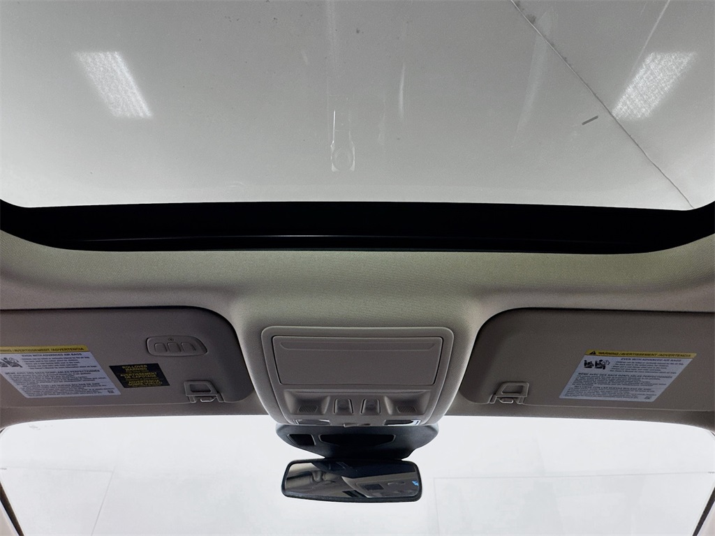 2020 Ford Escape Titanium photo 16