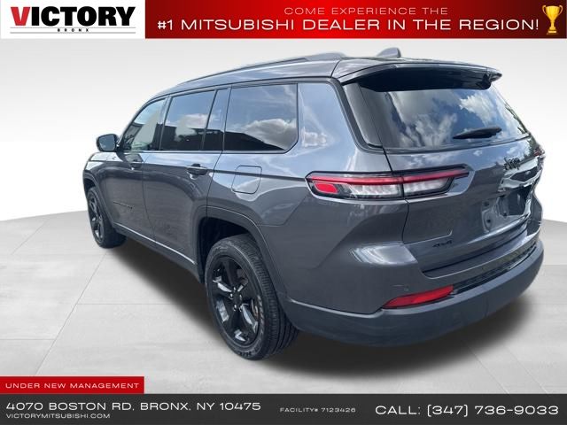 2023 Jeep Grand Cherokee Altitude photo 4