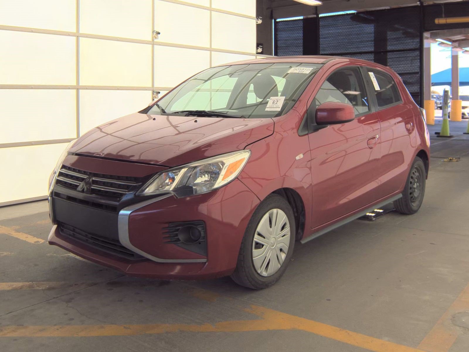 2021 Mitsubishi Mirage ES's photo