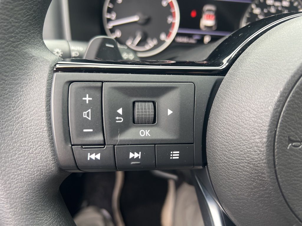2023 Nissan Rogue SV photo 52
